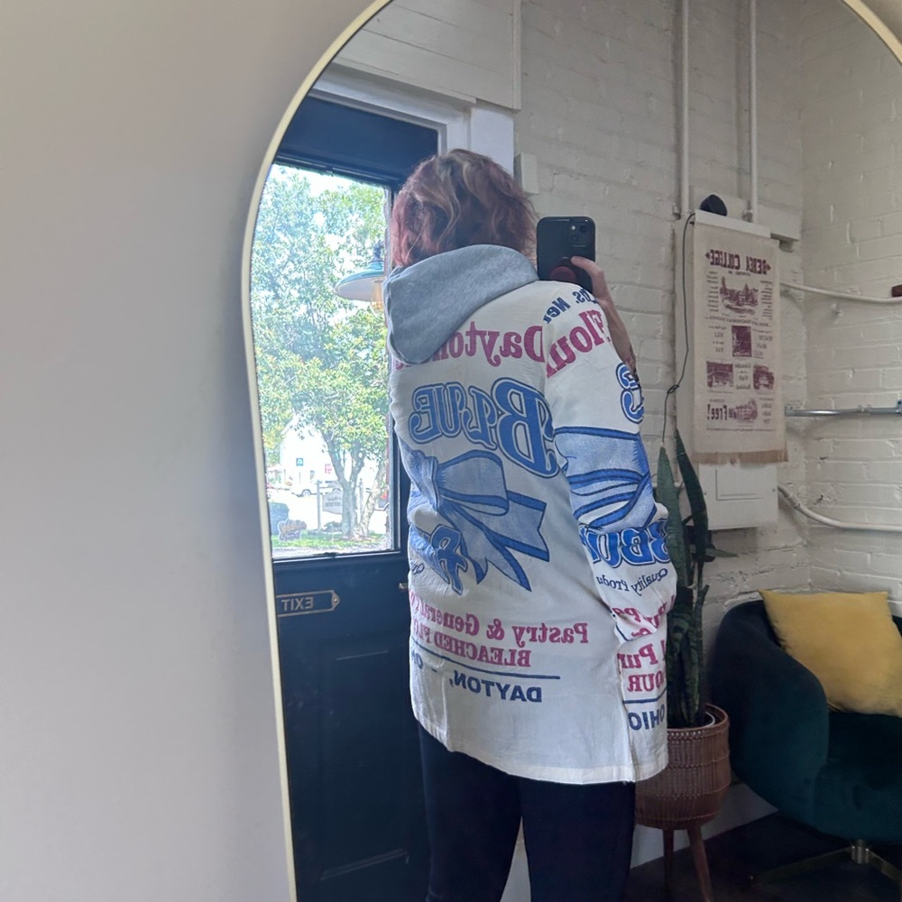 Oversized flour sack Graphic Jacket in White and Gray